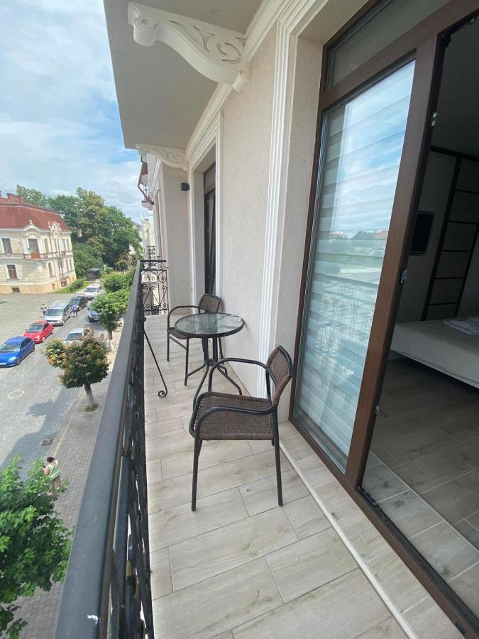 City Centre Apartment Kolomyia Extérieur photo