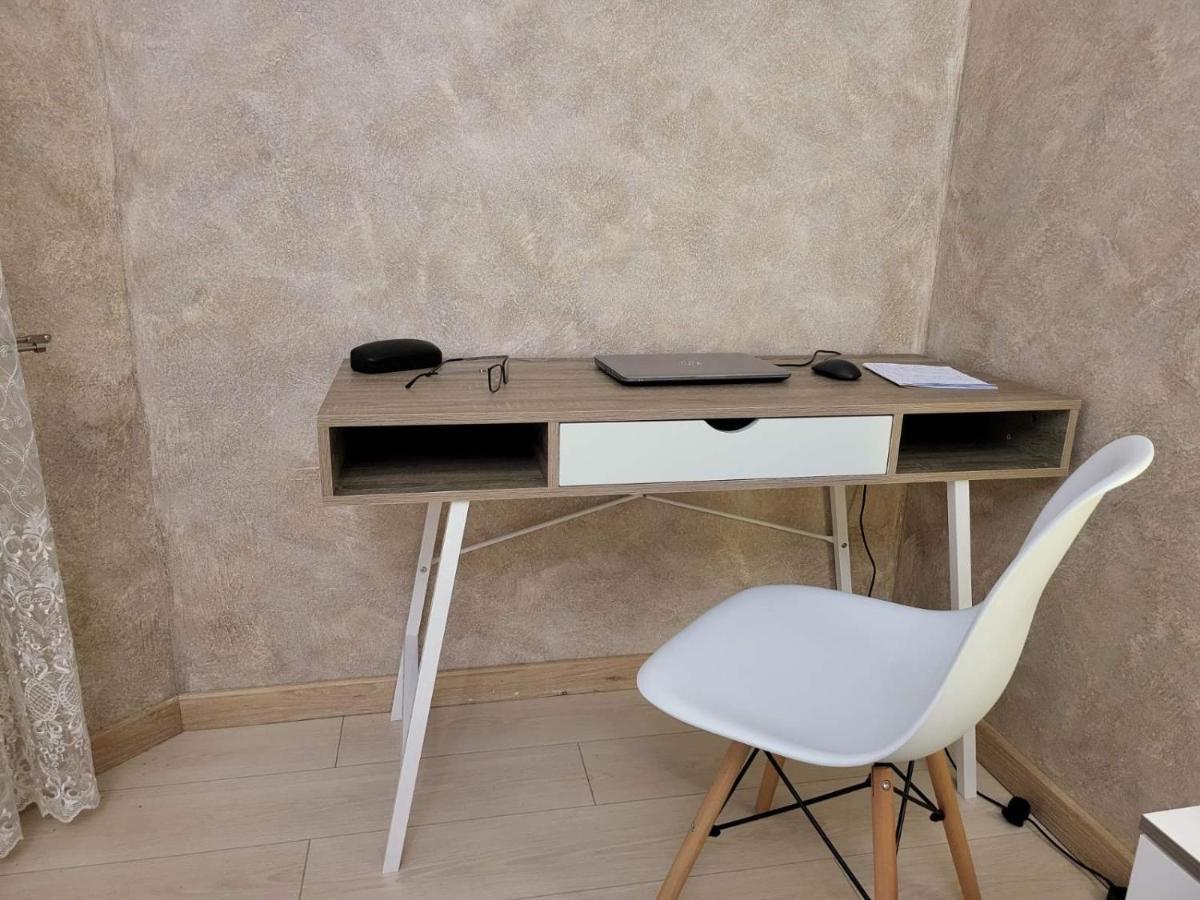City Centre Apartment Kolomyia Extérieur photo
