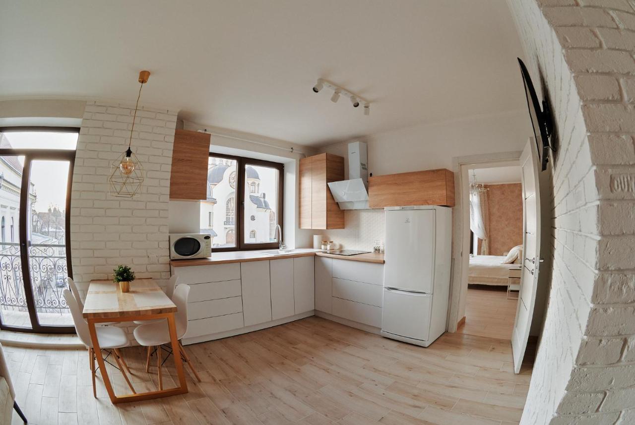 City Centre Apartment Kolomyia Extérieur photo